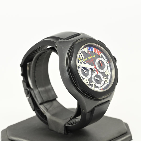 Girard-Perregaux Laureato Flyback BMW Oracle USA 98 Racing 80175 #45/150 Watch