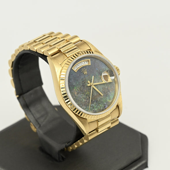 Rolex Day Date President Opal Dial 18k Gold Watch 1996