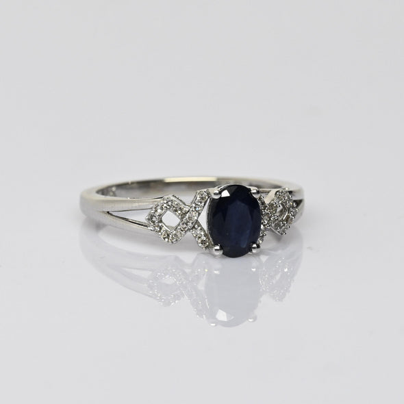 Blue Sapphire Oval & Diamond White Gold Ring