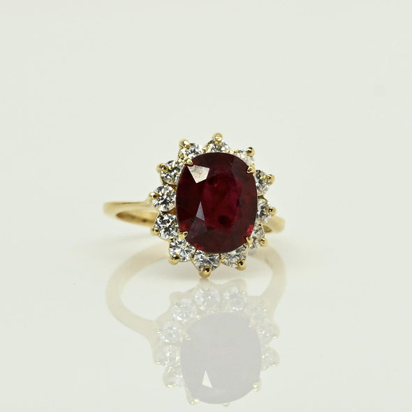 4.77ctw Ruby & Diamond Cluster 18K Yellow Gold Ring
