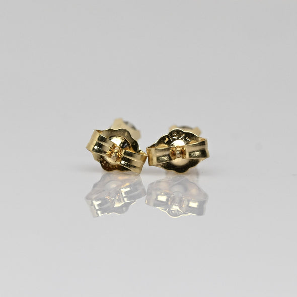 Vintage 0.32 cttw Old European Cut Natural Diamond 14k Gold Stud Earrings