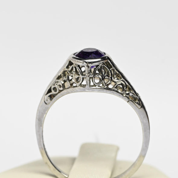 Art Deco Amethyst Bezel Set Filigree 18k White Gold Solitaire Ring