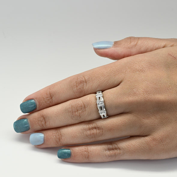 Elegant Platinum Diamond Band with Tapered Baguettes & Round Brilliants – 0.80ct