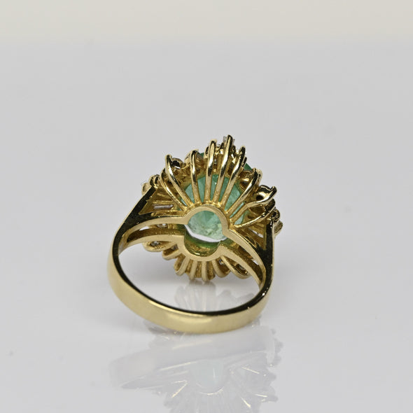 4.26ct Colombian Emerald Oval Ballerina 14k Gold Cocktail Ring