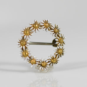 14K Yellow Gold Daisy Floral Circle Brooch