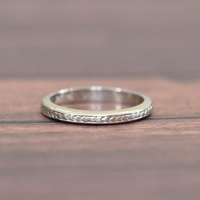 Dated 7-1-33 Art Deco 18K Vintage White Gold Chevron Wedding Band