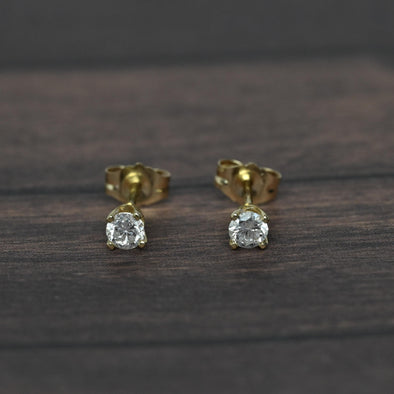 Vintage 0.24 cttw Old Cut Natural Diamond 14k Gold Stud Earrings