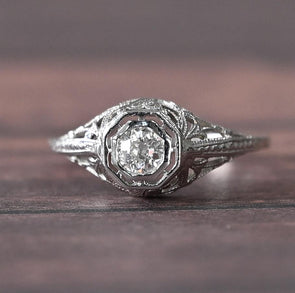 Antique 18K White Gold Filigree Diamond Ring with Octagonal Bezel Setting
