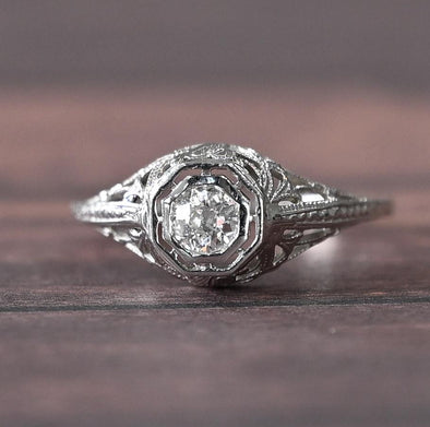 Antique 18K White Gold Filigree Diamond Ring with Octagonal Bezel Setting