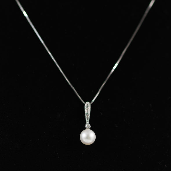 14K Dropped Pearl and Diamond Necklace