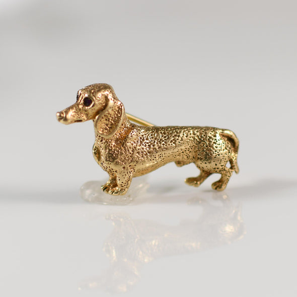 Dachshund 14K Yellow Gold Ruby Eye Dog Brooch by William Ruser