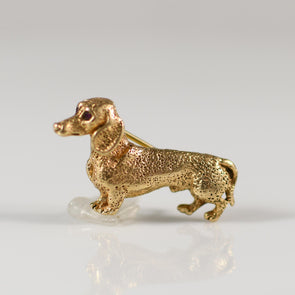 Dachshund 14K Yellow Gold Ruby Eye Dog Brooch by William Ruser