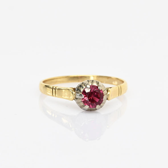 Vintage Ruby 18k Yellow Gold Solitaire Ring
