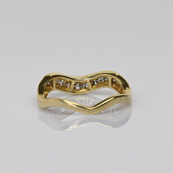 Wavy Diamond Band 14k Yellow Gold Ring