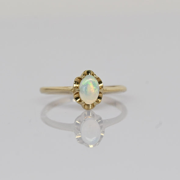 Vintage Opal Oval Buttercup Solitaire 10k Gold Ring