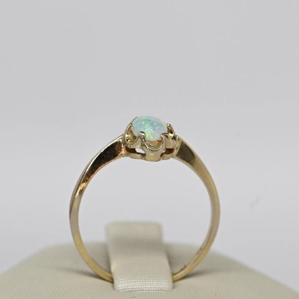 Vintage Opal Oval Buttercup Solitaire 10k Gold Ring