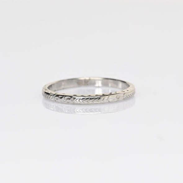 Art Deco 2mm Wedding Band 18k White Gold Ring sz 6