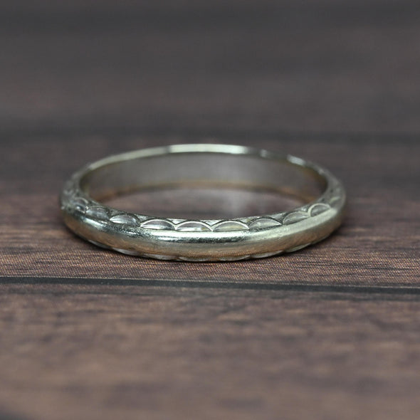 Vintage Art Carved 14k White Gold Band sz 5.5