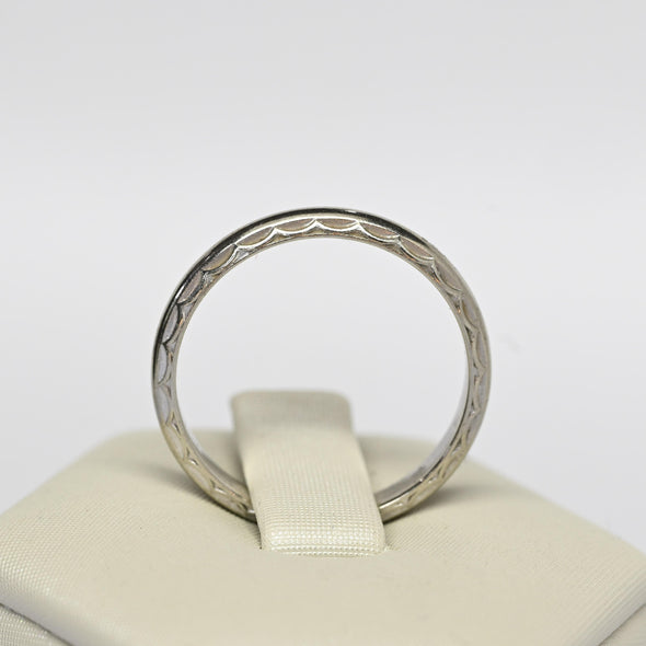 Vintage Art Carved 14k White Gold Band sz 5.5