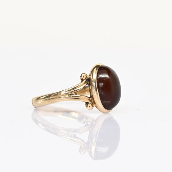 Vintage Carnelian Oval Cab Yellow Gold Ring
