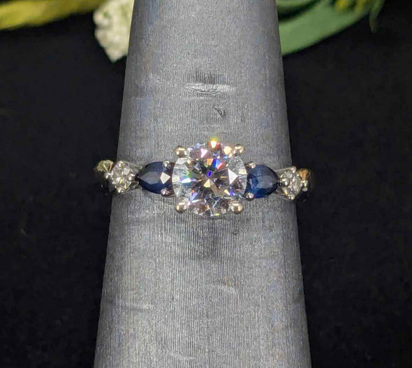 14k white gold 1ct lab grown diamond with sapphire and diamond accents. size 6.25