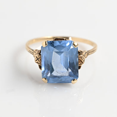 Vintage Blue Rectangle Spinel 10K Gold Ring