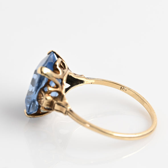 Vintage Blue Rectangle Spinel 10K Gold Ring