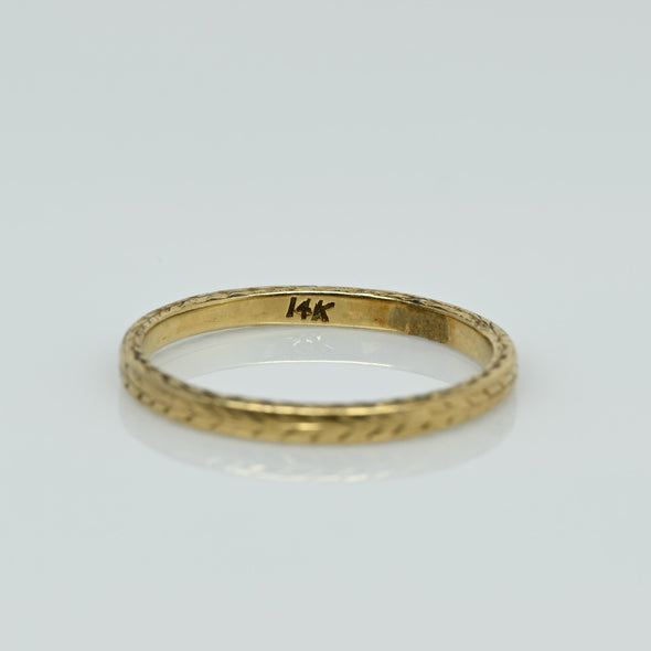 Vintage 14K Yellow Gold Chevron Pattern Wedding Band