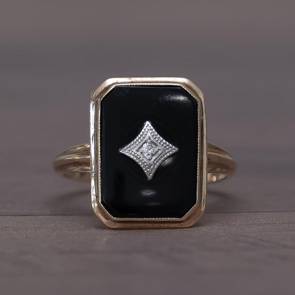 Vintage Onyx with Diamond Accent Yellow Gold Ring