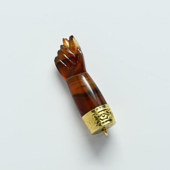 Vintage Agate Figa 18K Yellow Gold Charm Pendant