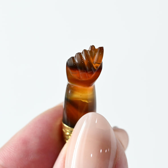 Vintage Agate Figa 18K Yellow Gold Charm Pendant