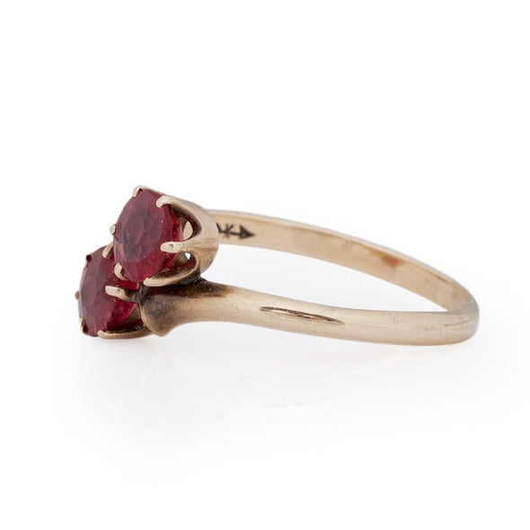 Victorian 10K Yellow Gold Red Ruby Doublet Vintage Toi et Moi Ring from the right show casing the prong setting 